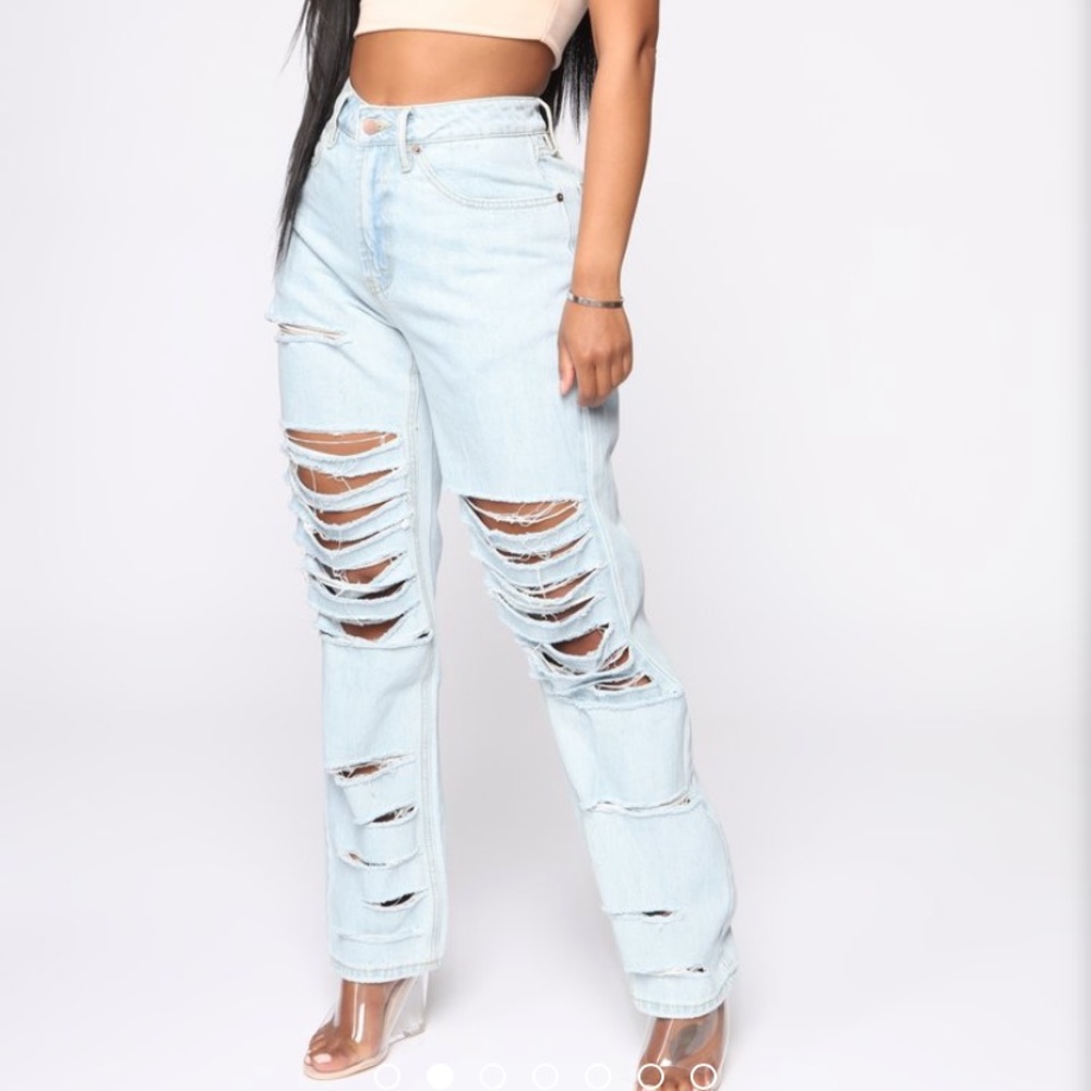 Fashion nova ripped boyfriend jeans!!!